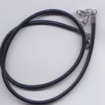Ledercollier schwarz 46 cm mit Verschluss aus Edelstahl