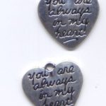 Metallanhänger Herz ´you are always in my heart´ 22 x 10 mm altsilberfarben