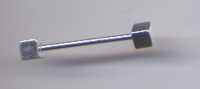 Piercingstift 19 mm lang mit Würfelendkappen 5x5x5 mm - Ausverkaufsartikel, Abgabe nur solange Vorrat reicht