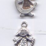Metallanhänger Mädchen ca. 2,6 cm x 1,8 cm platinfarben