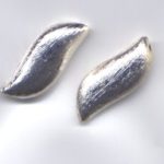 Metallzwischenteil Raute 12 x 30 mm - silberfarben