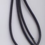 Leder 3 mm x 1 m schwarz mit Endkappen aus Edelstahl