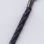 Collier 45 cm aus geflochtenem Kunstleder 4 mm mit Karabiner-Verschluß offen