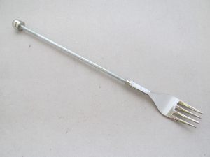 Kuchengabel Länge ca. 24 cm, , Gewindestange 4 mm, Fädellänge 14 cm, Kugel zum Abdrehen