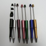 Kugelschreiber schwarz aus Kunststoff - fädelbar