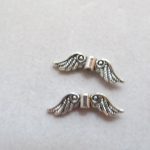 Flügel silberfarben 23 x 7 mm  - 2 Stück - Ausverkauf, Abgabe nur solange Vorrat reicht