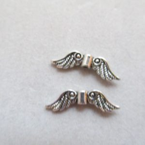 Flügel silberfarben 23 x 7 mm  - 2 Stück - Ausverkauf, Abgabe nur solange Vorrat reicht
