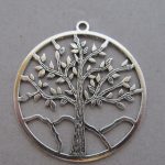Metallanhänger Baum altsilberfarben